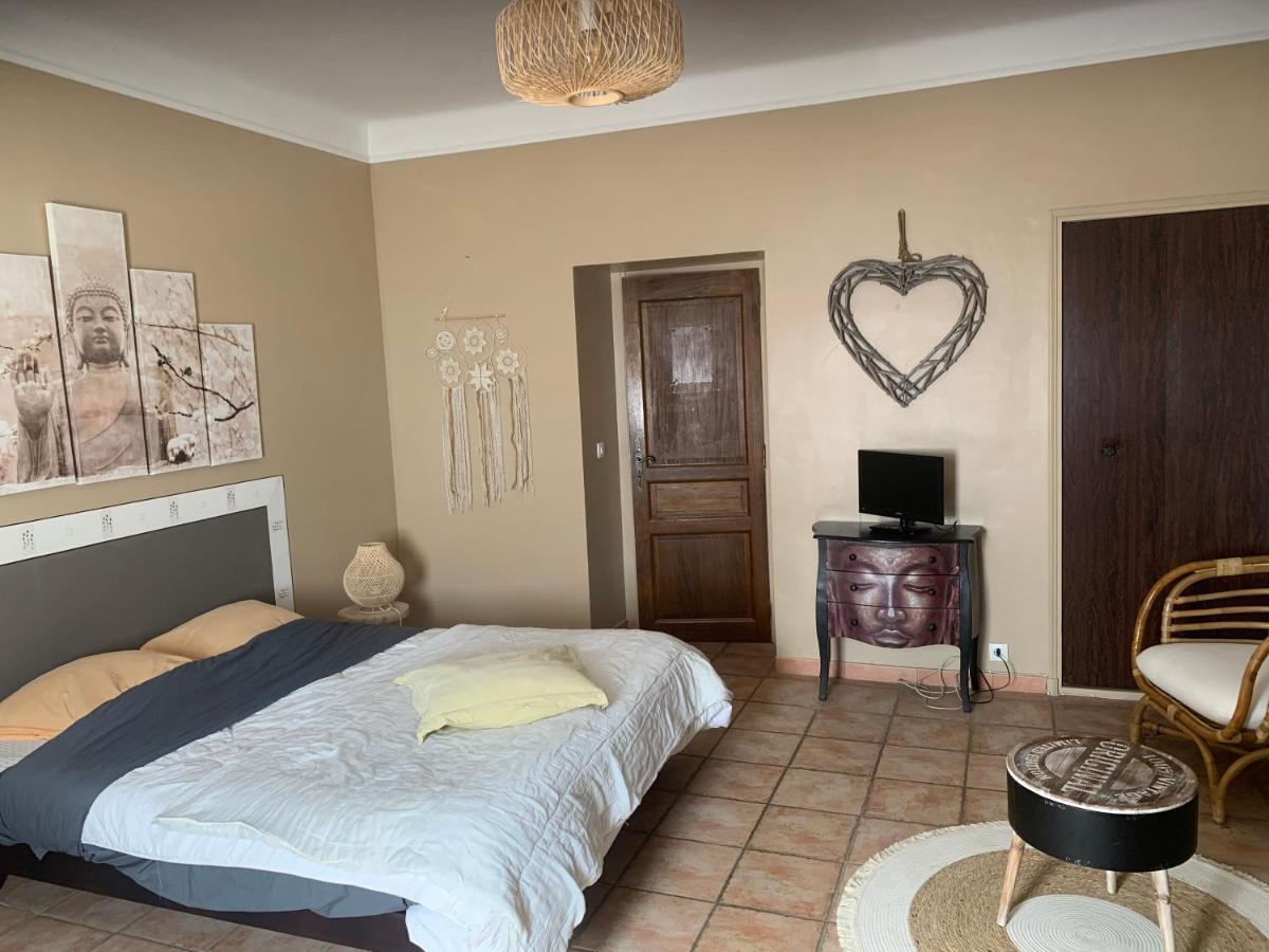 Bed and Breakfast Bastide Du Bonheur Saint Donat Gréoux-les-Bains Exterior foto